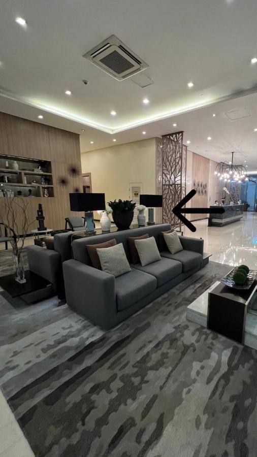 La Palazzo - Across Uptown Mall & Grand Hyatt Bgc 达义 外观 照片